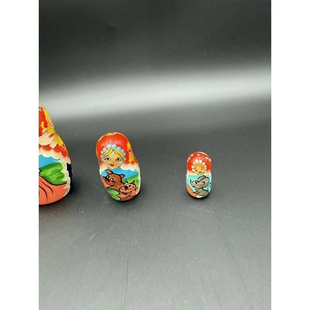 Vintage Russian Nesting Dolls 6.5